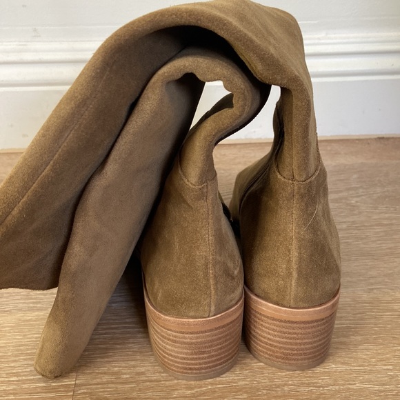 NWT Vince Camuto Pointed Toe Beanna Dogwood Knee High Suede Boot - Picture 4 of 5